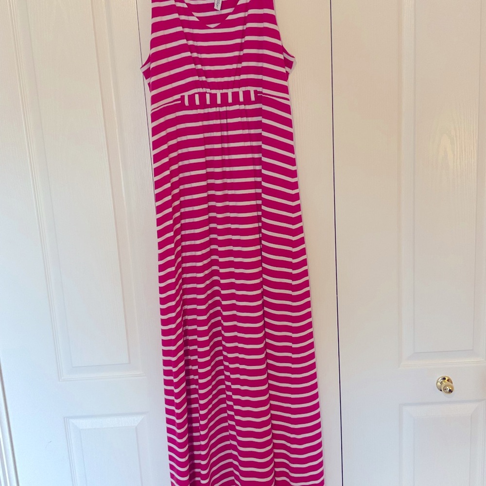 V-neck tank maxi dress